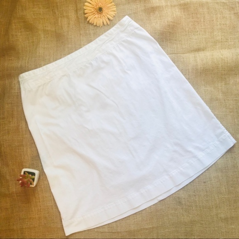 Canterbury of New Zealand Straight Skirt GUC White